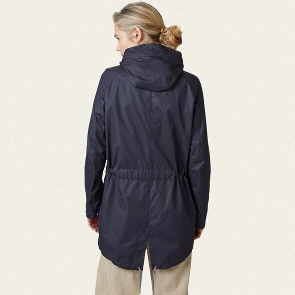 Helly Hansen JPN Summer Parka - Picture 2 of 8